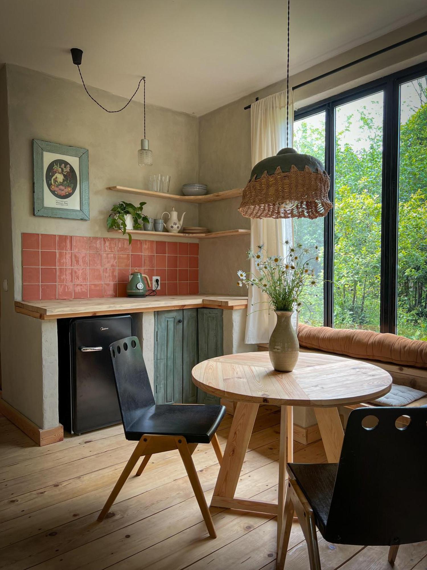 Karma Hostel Мартвілі Екстер'єр фото