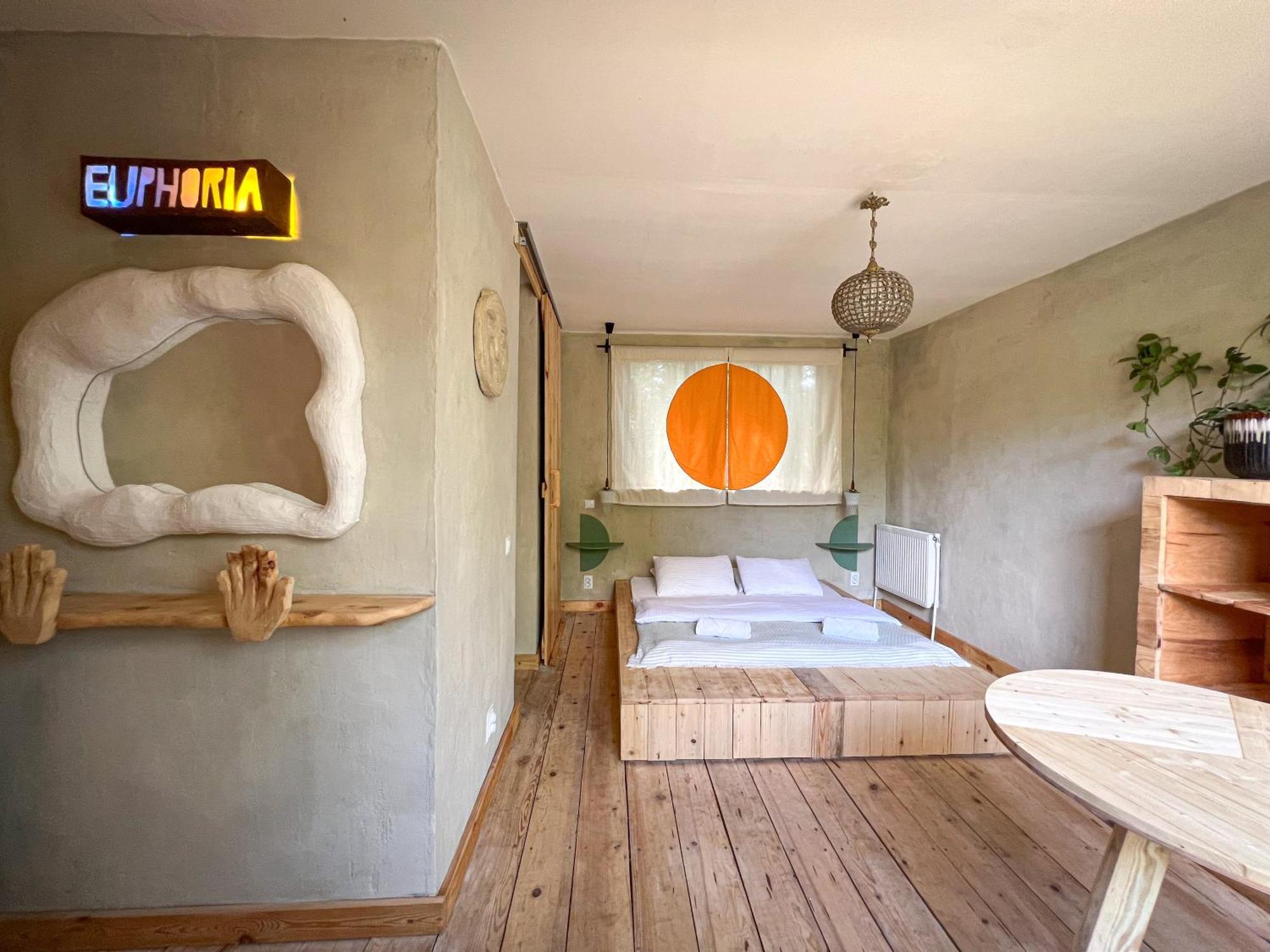 Karma Hostel Мартвілі Екстер'єр фото