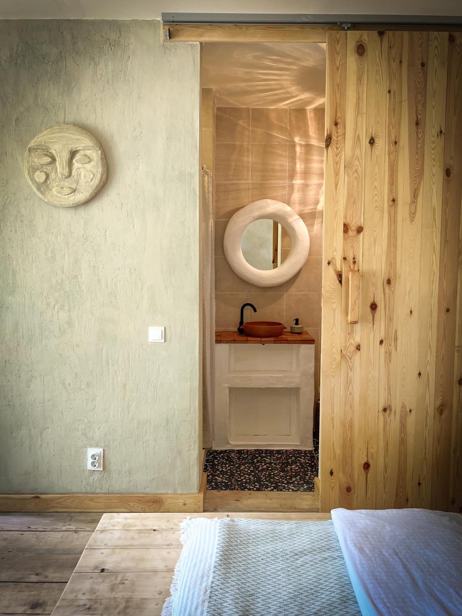 Karma Hostel Мартвілі Екстер'єр фото